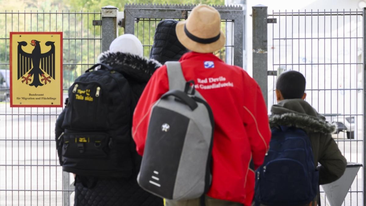 SPD-Stadtrat Matthias Jendricke fordert ein Umdenken in Sachen Migration. Sein Vorschlag: Sozialleistungen nur noch als Darlehen vergeben. (Foto)