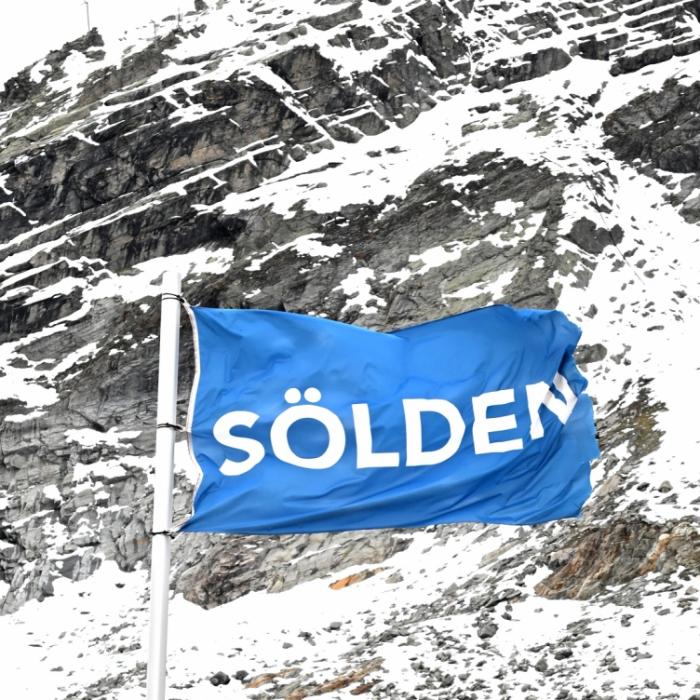 Skirennfahrer Odermatt gewinnt Saisonauftakt in Sölden - Schmid starker Achter