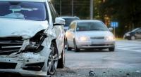 Ein Autounfall auf einer Landstraße zwischen Mitrovica und Pristina kostete den 22-Jährigen das Leben.