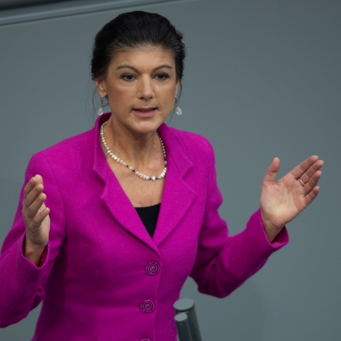 Woidke greift Wagenknecht an - ist aber offen für Gespräche
