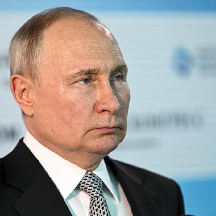 Putin-Kämpfer gehen aufeinander los! Soldat stirbt nach Gewalt-Eskalation