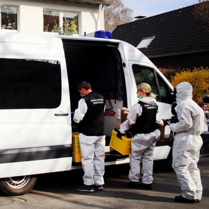 Vater tötet Frau und seine 3 Kinder - und begeht Suizid