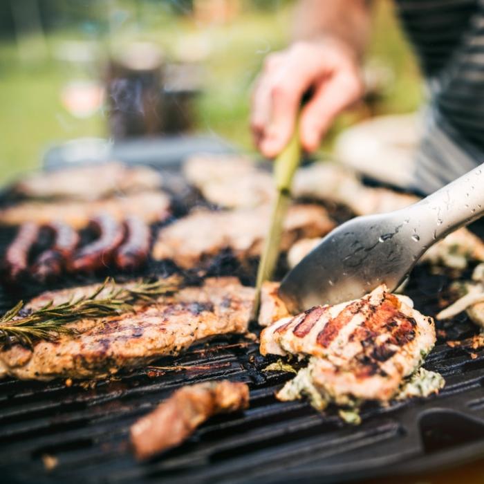 Bis zu 250.000 Euro Strafe möglich - Wie oft darf man grillen?