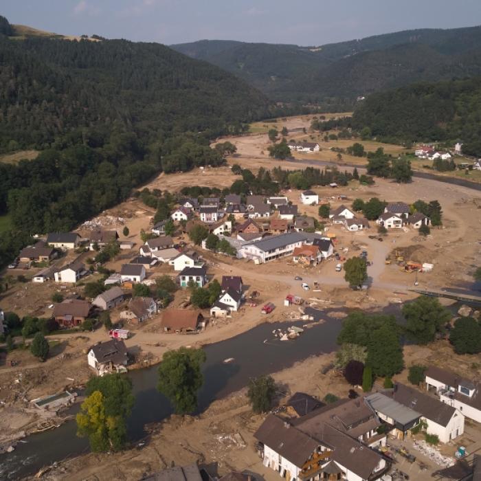 Flutkatastrophe, Tornado-Horror und Co.! Unwetter kosteten Hunderten das Leben