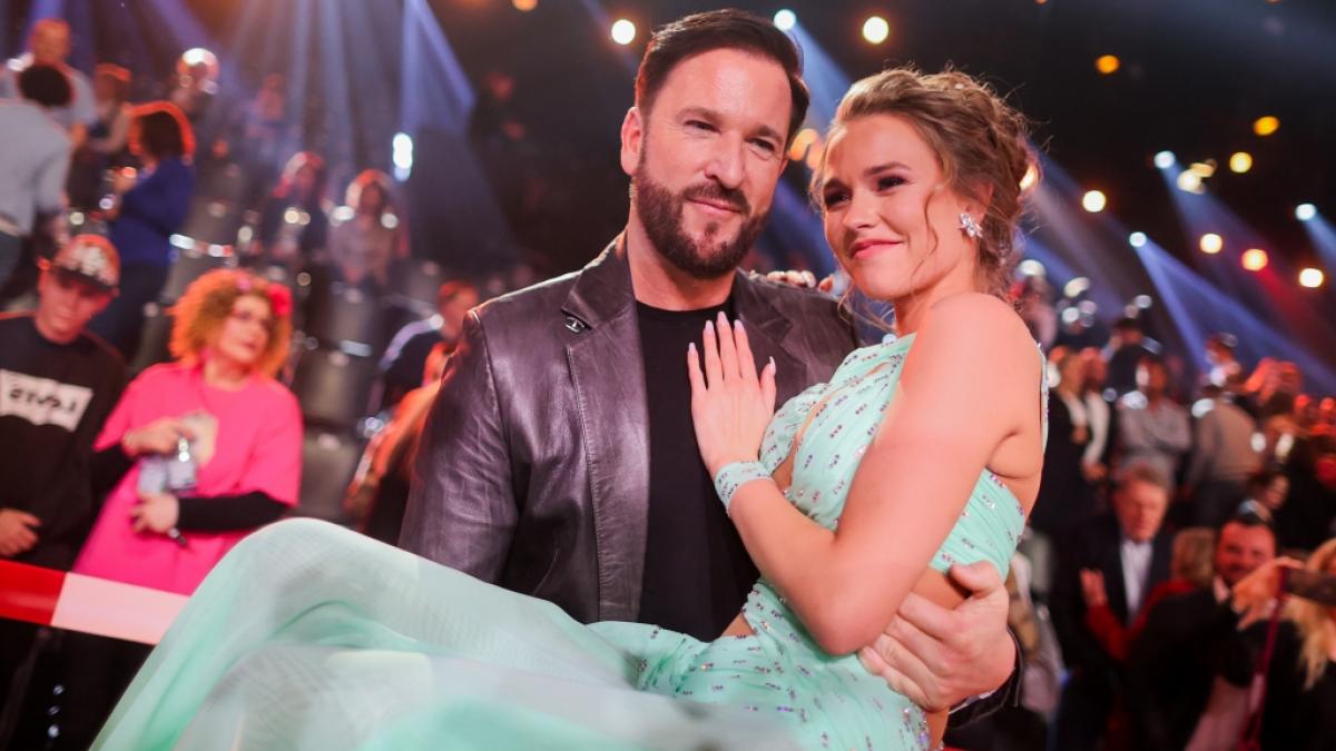 Haben sich verlobt: Michael Wendler und Laura M&uuml;ller. (Foto)