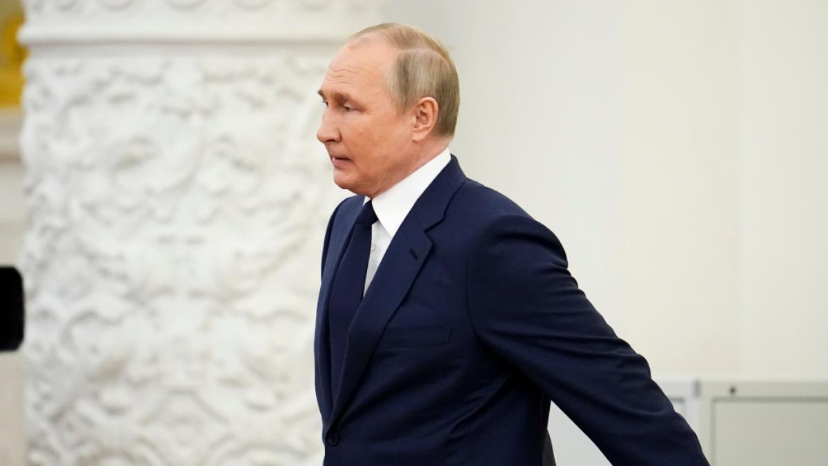 N&auml;chste Schock-Nachricht f&uuml;r Wladimir Putin. Gleich f&uuml;nf Gouverneure kehren dem russischen Pr&auml;sidenten den R&uuml;cken und erkl&auml;rten ihren R&uuml;cktritt. (Foto)