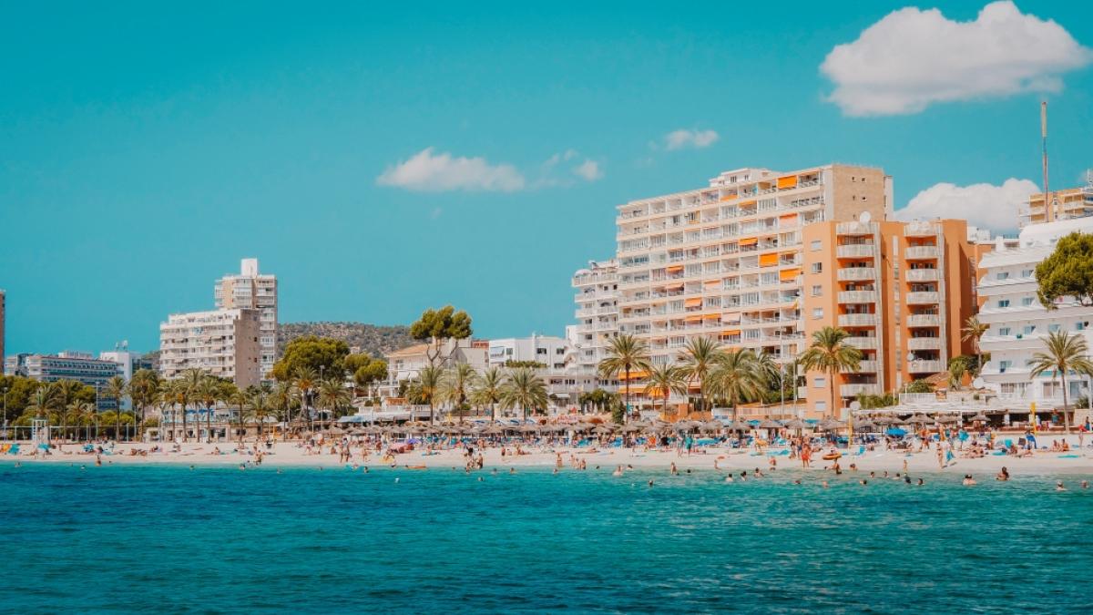 In Magaluf auf Mallorca wurde eine 18-j&auml;hrige Urlauberin offenbar Opfer einer abscheulichen Gruppenvergewaltigung. (Foto)