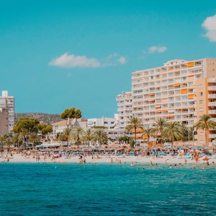 Sechs Männer vergewaltigen 18-Jährige in Magaluf-Hotel