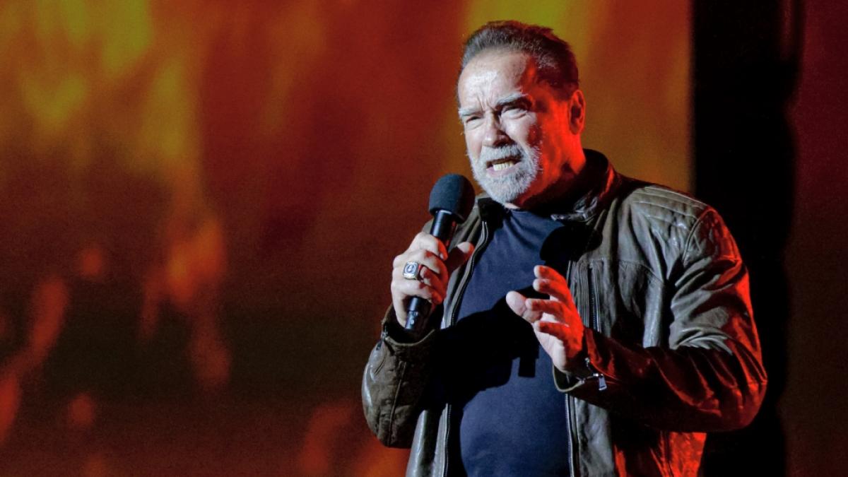 Arnold Schwarzenegger berichtet von Komplikationen bei einer Herz-OP. (Foto)