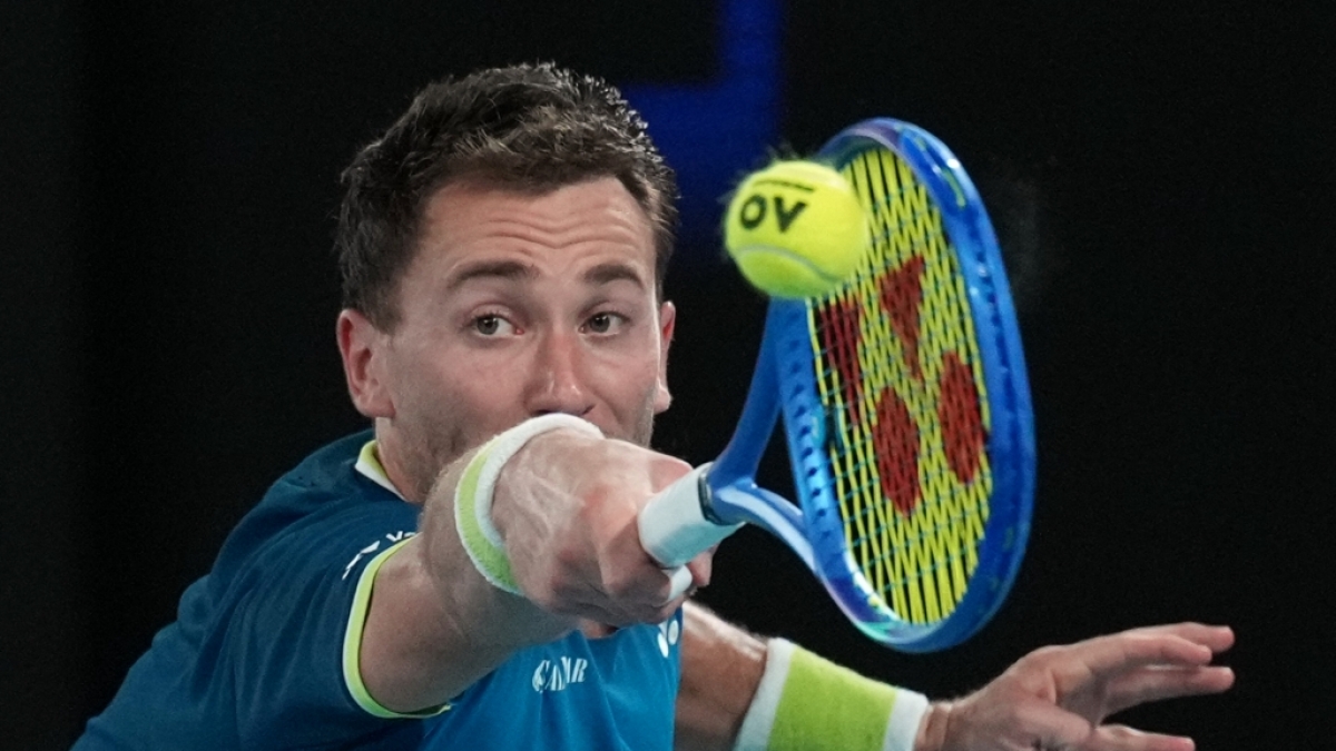 Casper Ruud spielt einen R&uuml;ckhand-Return, am 26.01.2026. (Symbolbild) (Foto)