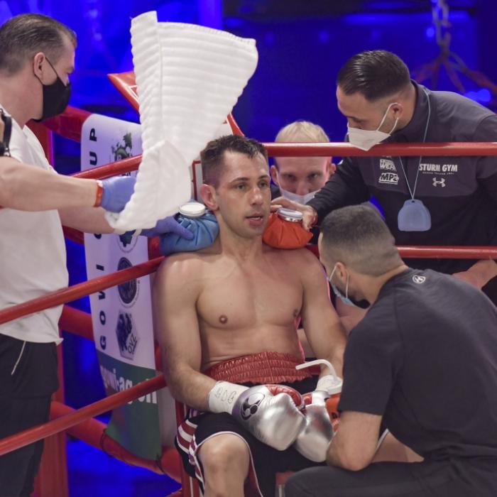 Box-Rentner Sturm gegen schlagstarken Youngster! Wann kommt der Box-Kampf?