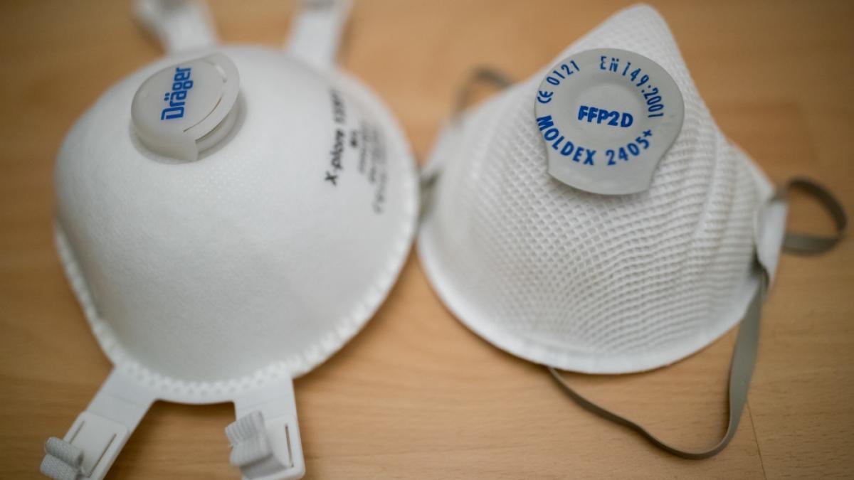 Atemschutzmasken sind vielerorts ausverkauft. (Foto)