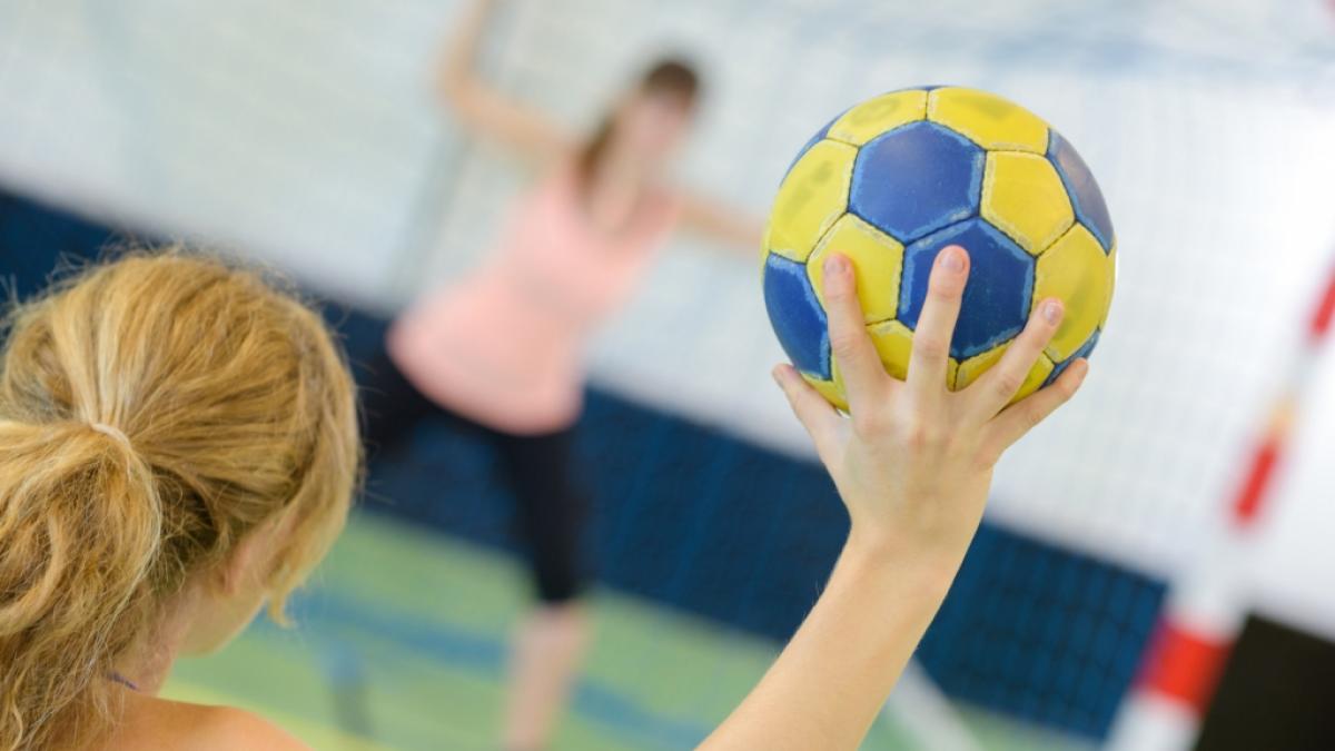 Entsetzen in der Sportwelt: Die fr&uuml;here Bundesliga-Handballspielerin Victoria Divak ist mit nur 29 Jahren unter mysteri&ouml;sen Umst&auml;nden gestorben (Symbolfoto). (Foto)