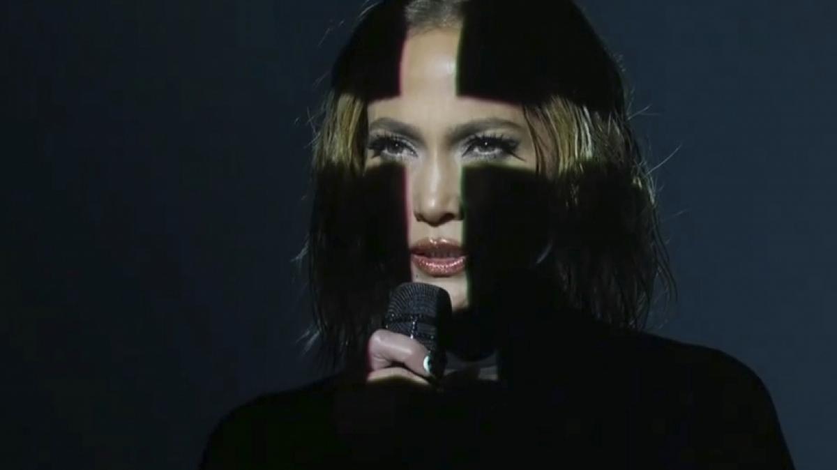 Jennifer Lopez l&auml;sst das Netz wieder einmal schmelzen. (Foto)