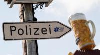 Auf dem Oktoberfest soll ein Sicherheitsmitarbeiter eine Besucherin vergewaltigt haben.