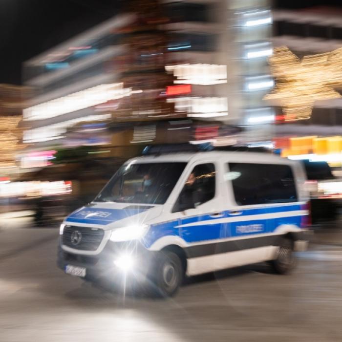 Tote nach Böller-Unfällen, Feuerwerk reißt Männerhand ab