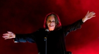 Ozzy Osbourne leidet noch immer an den Folgen einer schweren Operation im Sommer. Er kann kaum noch laufen.