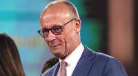 Friedrich Merz kämpft bei der Schulpreis-Verleihung mit den Tränen.