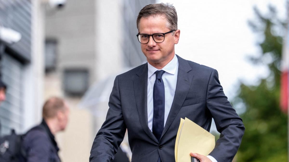 Carsten Linnemann (49), Bundesminister f&uuml;r Gesundheit, unterst&uuml;tzt den Reformrundumschlag im Gesundheitswesen.&nbsp; (Foto)