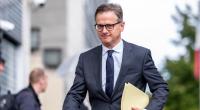 Carsten Linnemann (49), Bundesminister für Gesundheit, unterstützt den Reformrundumschlag im Gesundheitswesen. 