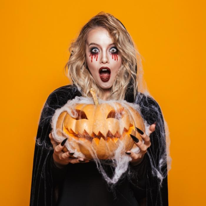Die besten Sprüche und Grafiken zu Halloween auf WhatsApp und Co.