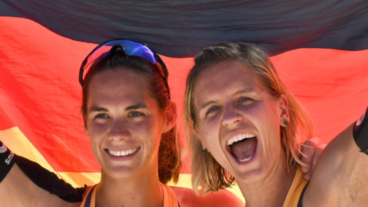 Laura Ludwig (r) und Kira Walkenhorst wollen auch in Hamburg erfolgreich sein.