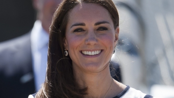 Nicht jeder Look bringt Herzogin Kate zum Strahlen.