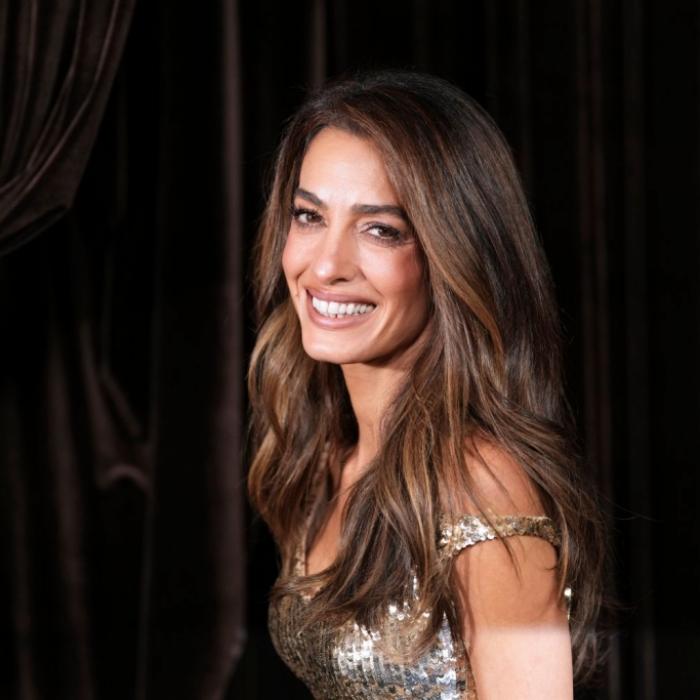 Glamouröser Hingucker - George Clooneys Frau strahlt in Traumrobe