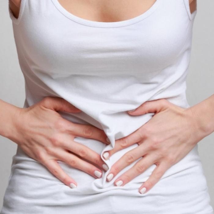 Ärzte operieren Haar-Tumor aus Bauch von Patientin (30)
