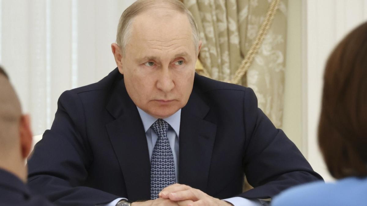 Wladimir Putin r&uuml;stet seine neuen U-Boote mit seiner Hyperschallrakete Zirkon auf. (Foto)