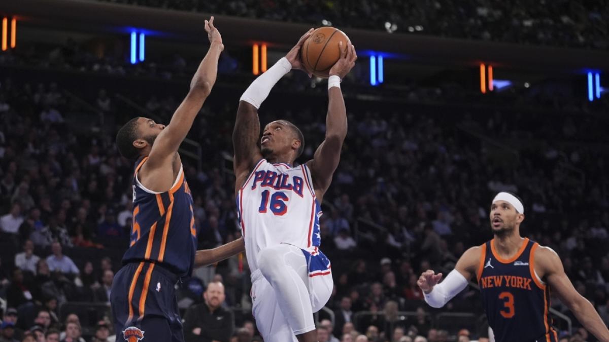 Die Philadelphia 76ers legen auf gegen die New York Knicks am 02.04.2025. (Symbolbild) (Foto)