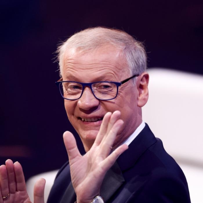 Zuschauer genervt - WWM-Moderator in absurdes 