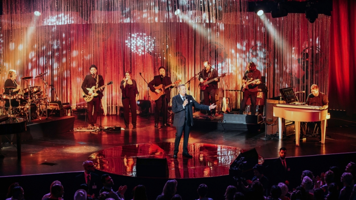 Roland Kaiser beim exklusiven Live-Konzert aus der Berliner Columbiahalle. (Foto)