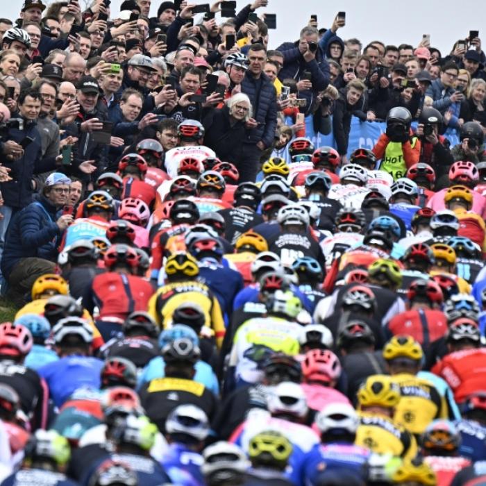 Pidcock beendet Siegesserie von van der Poel