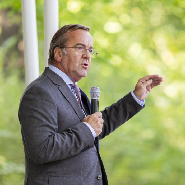 Sorge vor AfD in Sachsen-Anhalt - Verteidigungsminister will Geheimplan abziehen