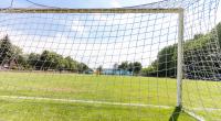 Der portugiesische Fußball-Verein GD Caldelas trauert um seinen Torhüter Jeferson Merli. Der 27-Jährige kam bei einem Badeunfall ums Leben (Symbolbild).
