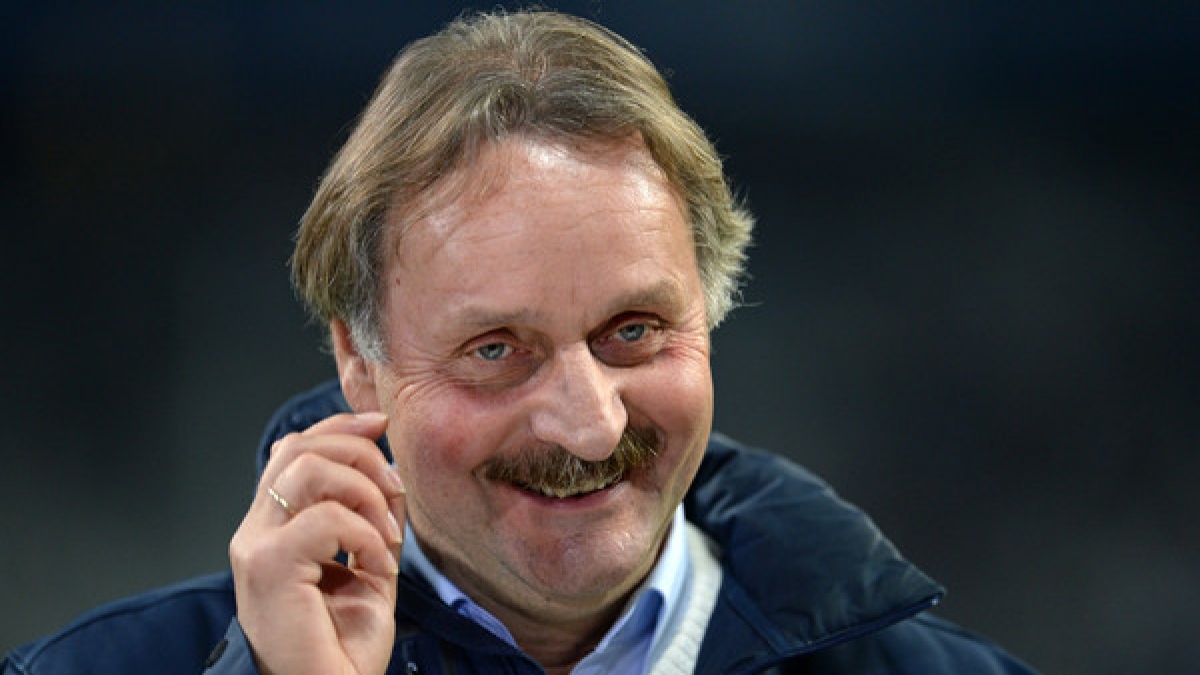 Peter Neururer war als Bundesliga-Trainer zuletzt beim VfL Bochum in Amt und W&uuml;rden. (Foto)