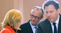 Nur jeder vierte Deutsche ist einer aktuellen Umfrage zufolge mit Kanzler Merz zufrieden. Während die Union in der Wählergunst abrutscht, profitiert der Koalitionspartner SPD von der Schwäche des Regierungschefs.