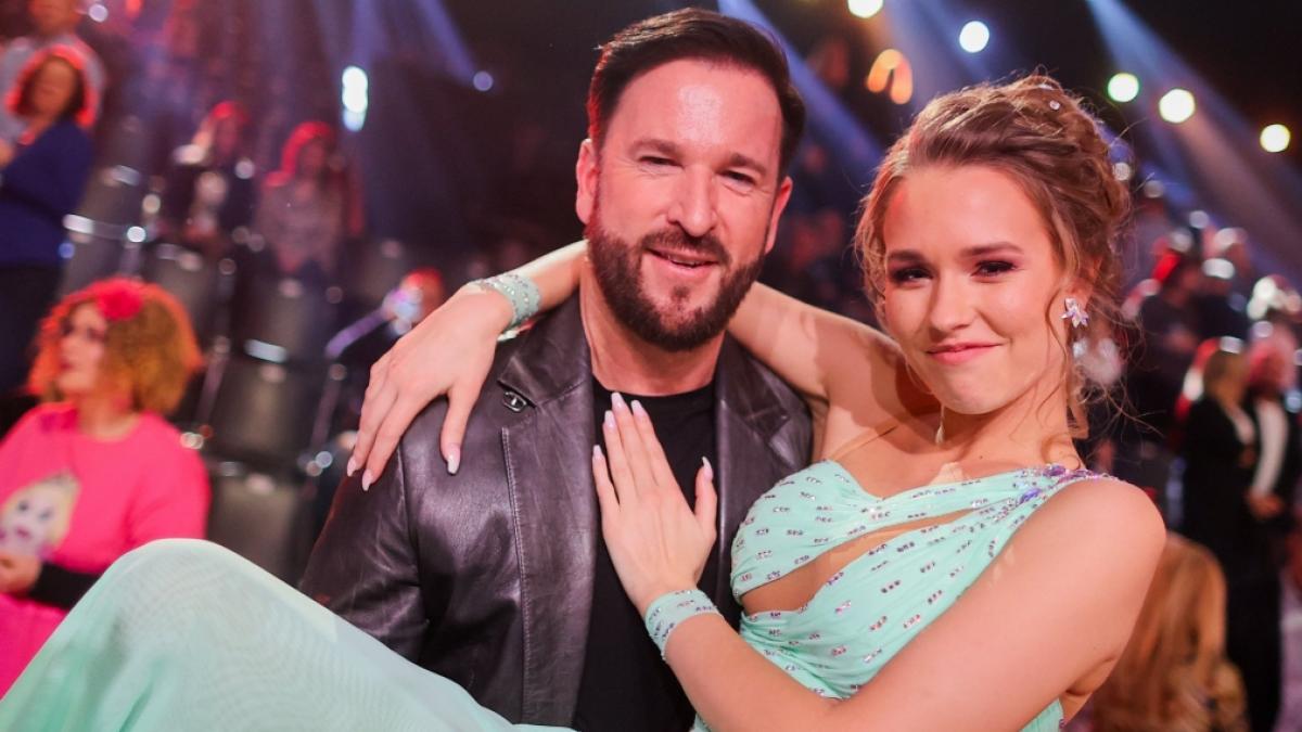 Influencerin Laura M&uuml;ller und Schlagers&auml;nger Michael Wendler (Foto)