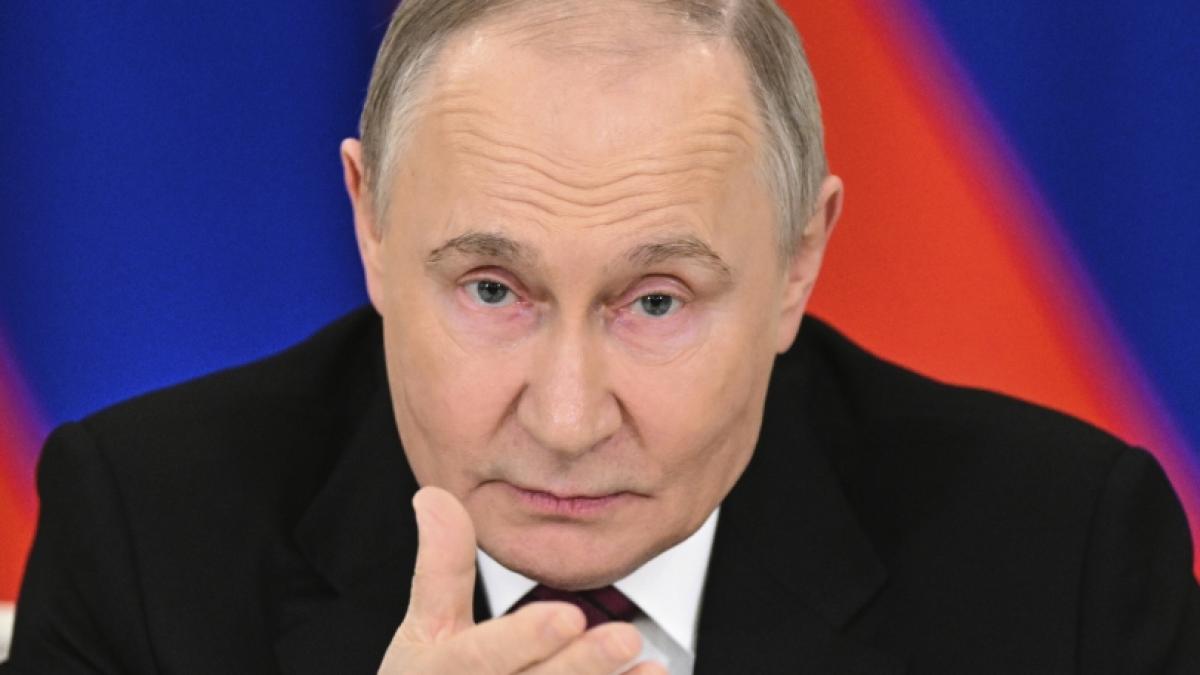 Wladimir Putin glaubt angeblich, dass seine Gener&auml;le ihn anl&uuml;gen. (Foto)
