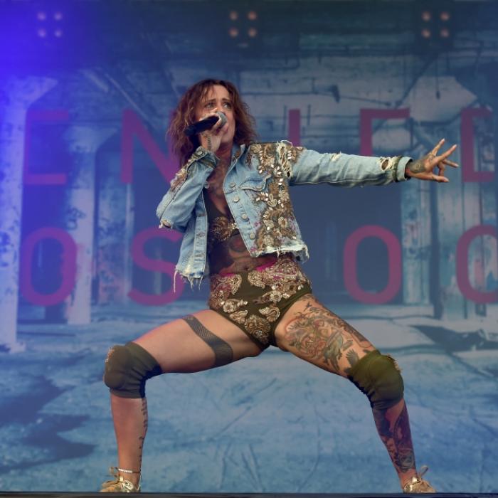 Jennifer Weist in Ekstase! Bett-Szene schockt ihre Fans