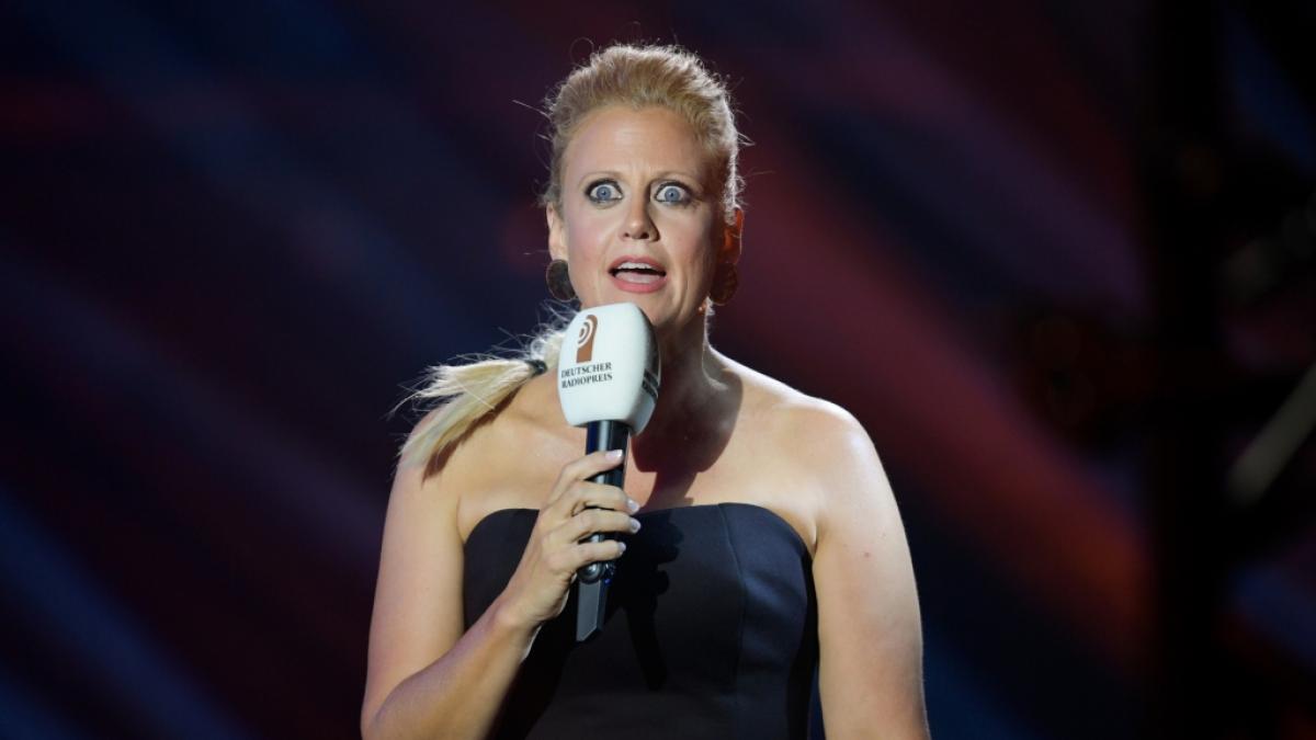 Barbara Sch&ouml;neberger warnte ihre Fans vor der miesen Abzocke. (Foto)