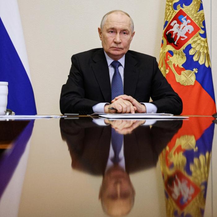 Deutschland erhöht den Druck auf Wladimir Putins Netzwerk
