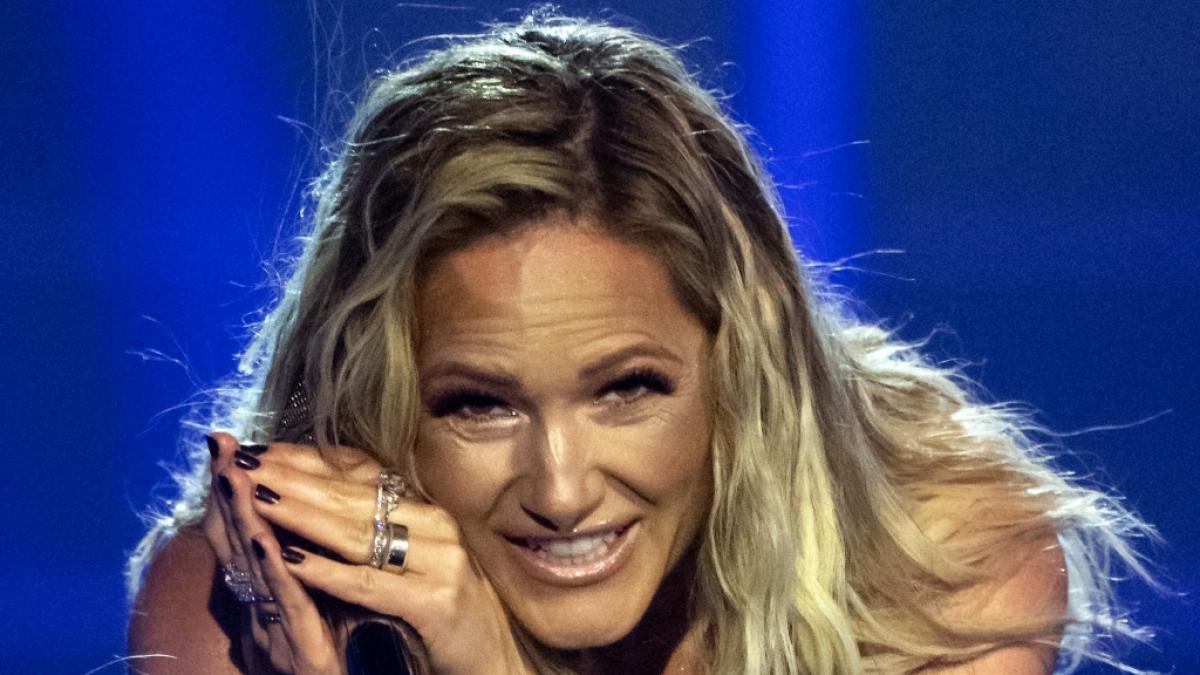 Helene Fischer ist auf einem seltenen Privatfoto gemeinsam mit Partner Thomas zu sehen. (Foto)