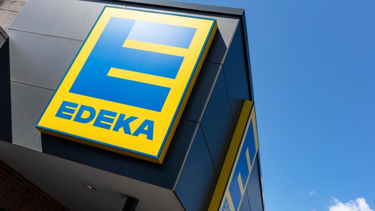 Ein "Gegen Nazis"-Slogan der Supermarkt-Kette Edeka l&ouml;ste jetzt eine R&uuml;ckruf- und Protest-Aktion aus. (Symbolbild) (Foto)