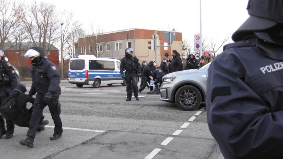 Demonstration zum AfD Parteitag am 11.01.2025 (Foto)