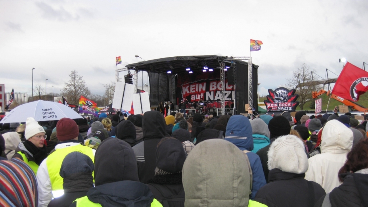 "Widersetzen" Kundgebung zum AfD-Parteitag in Riesa (Foto)