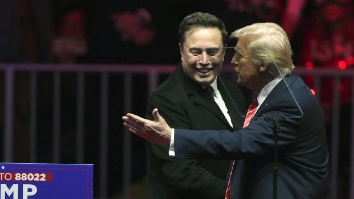 K&ouml;nnen kaum noch ohneeinander: Elon Musk (links) und Donald Trump. (Foto)