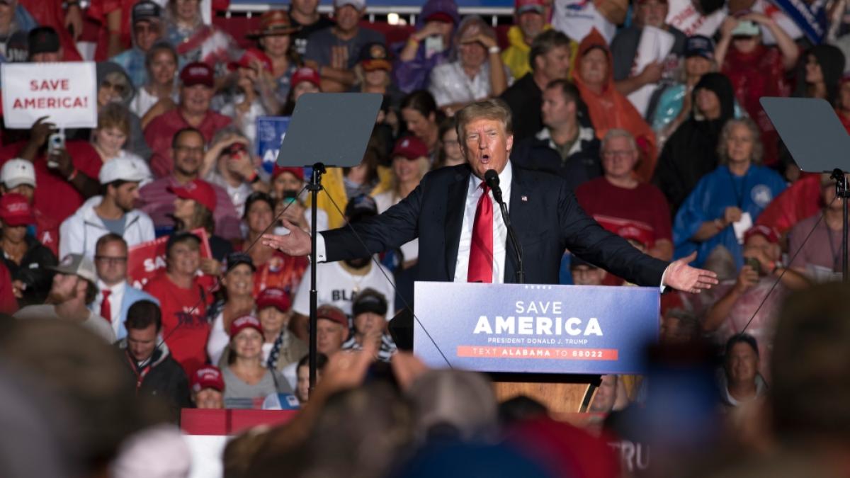 Donald Trump sprach vor Tausenden Anh&auml;nger:innen und wurde schlie&szlig;lich ausgebuht. (Foto)