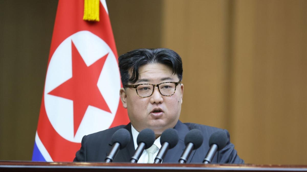 Kim Jong Un protzt im Netz mit seiner neuen Superwaffe. (Foto)